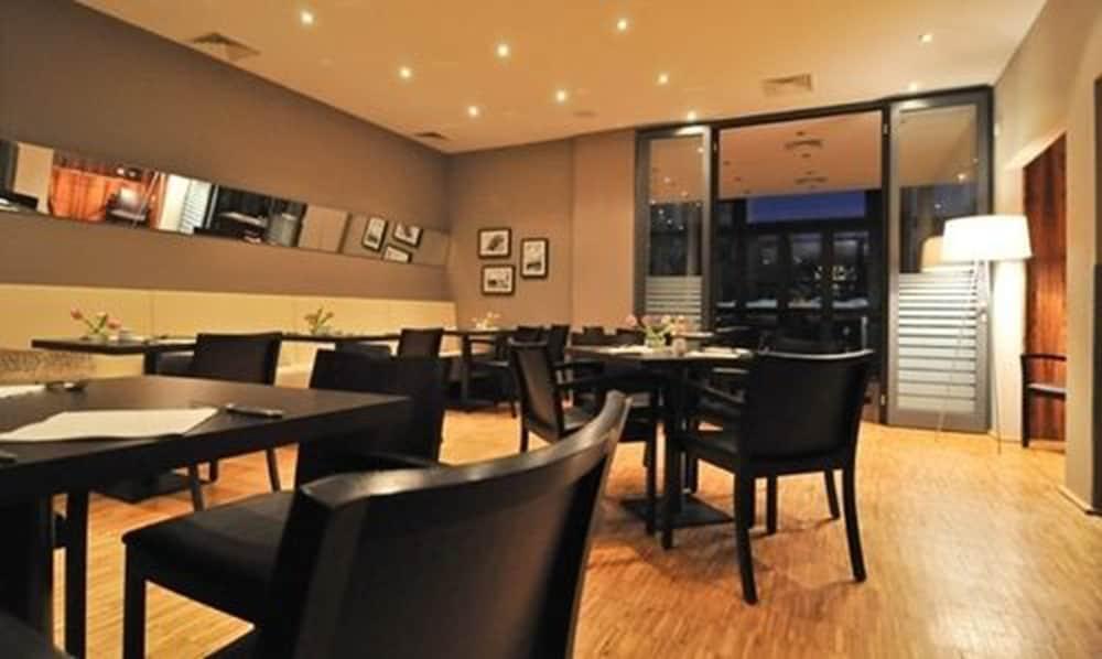 Aspria Berlin Ku'Damm Sport & Spa Restaurace fotografie